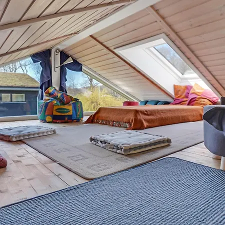 Fantastisk Bolig I Med Køkken Feriehus